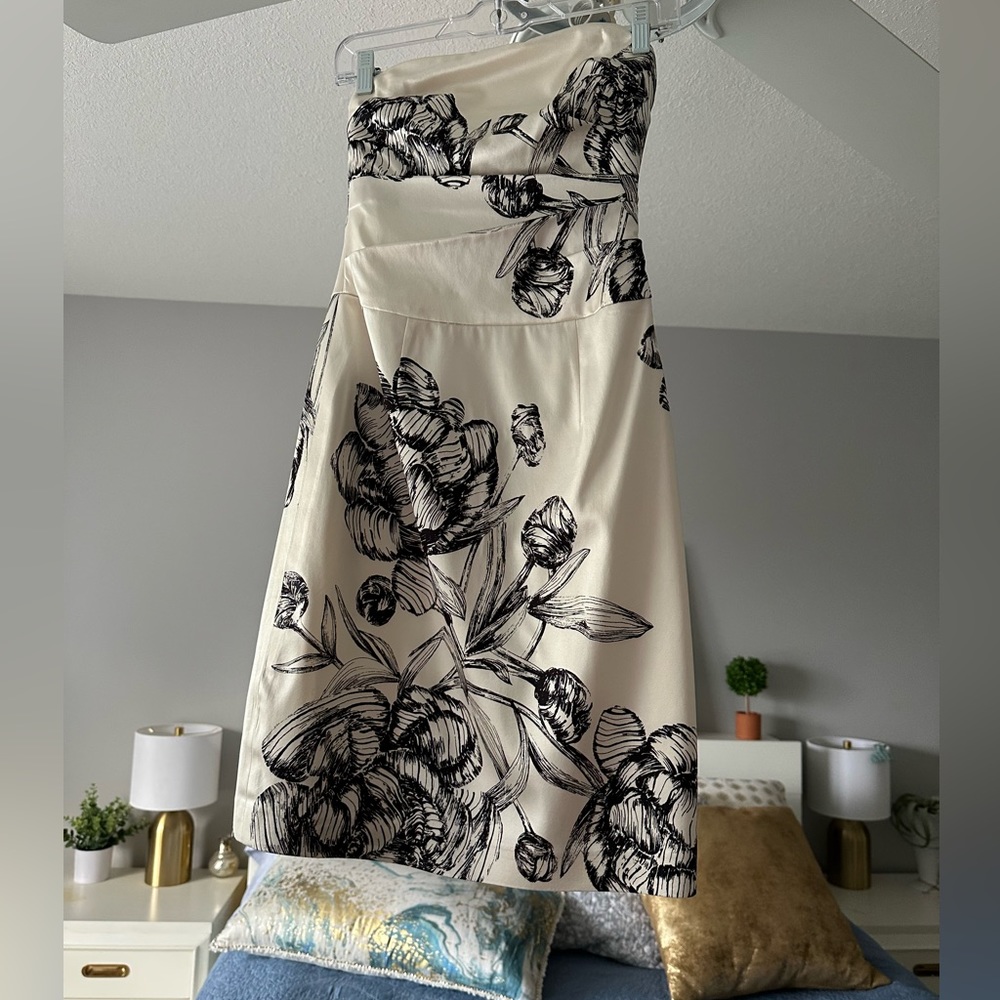 Kay unger mini dress, floral, excellent quality